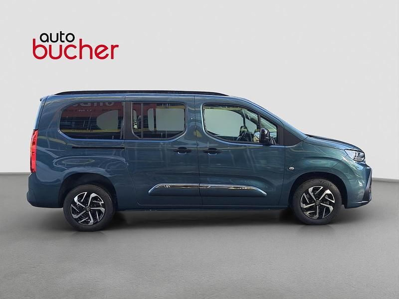 Neu Toyota Proace Verso City 130 PS (95 kW) 2025 Blau Kombi