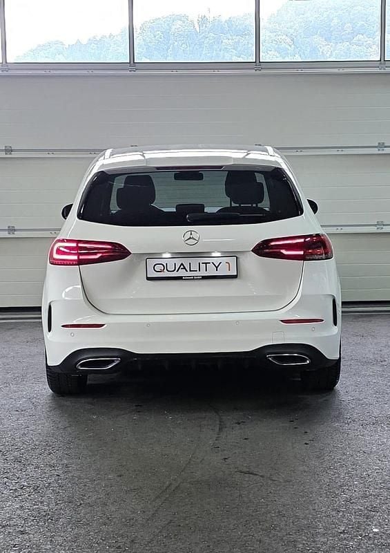 Gebraucht Mercedes B180 AMG line 136 PS (100 kW) 2019 Van / Kleinbus