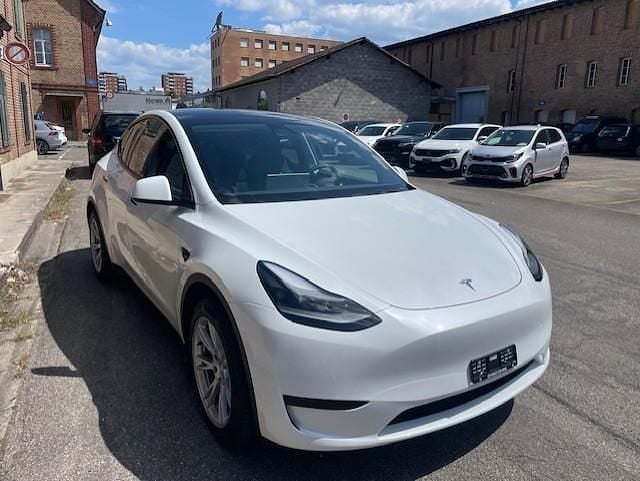 Gebraucht Tesla Model Y RWD 255 kW (347 PS) 2023 SUV
