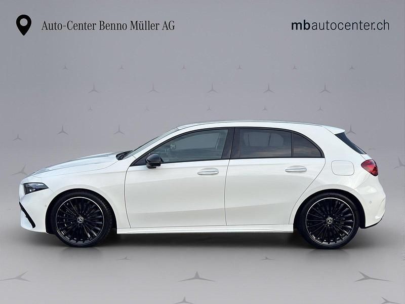 Neu Mercedes A250 AMG line 238 PS (175 kW) 2025 Weiss Limousine