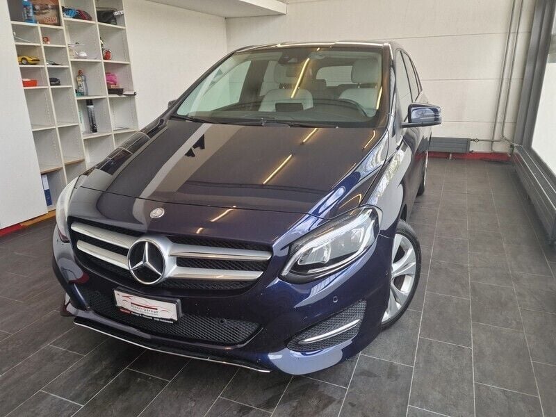 Gebraucht Mercedes B220 177 PS (130 kW) 2016 Van / Kleinbus