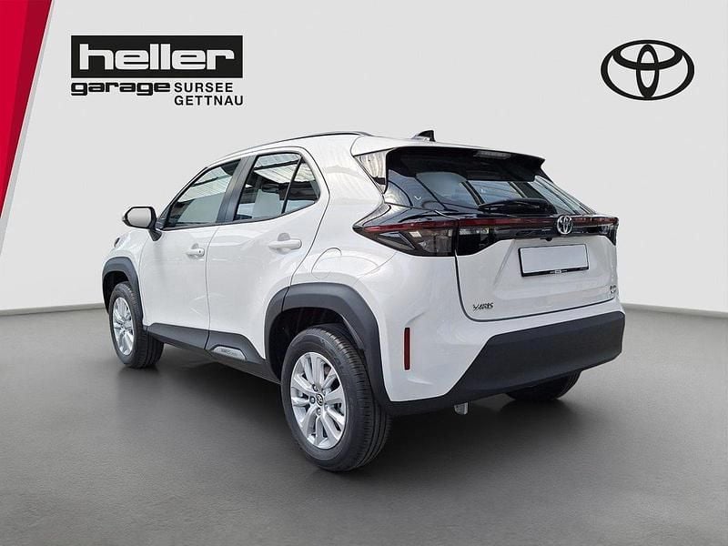 Neu Toyota Yaris Cross Comfort 131 PS (96 kW) 2025 Weiss SUV