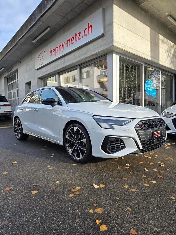 Weiss Gebraucht 2023 Audi S3 Ambiente Limousine | CHF 41’300 (Guter Preis) - Bild 1/4