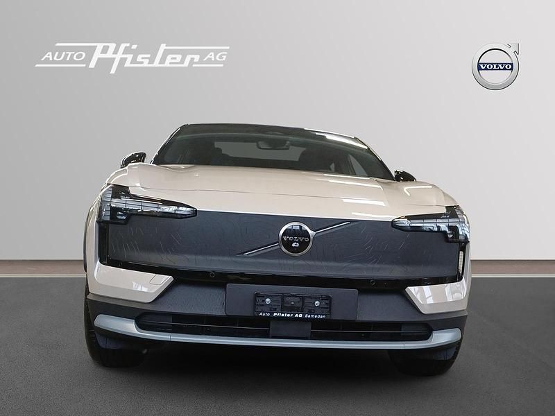 Neu Volvo EX30 CC Performance 314 kW (428 PS) 2025