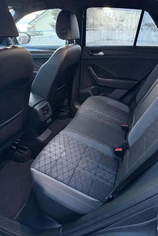 Gebraucht VW T-Roc R-line 150 PS (110 kW) 2022 SUV