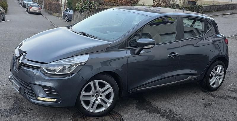 Gebraucht Renault Clio IV Intens 90 PS (66 kW) 2017