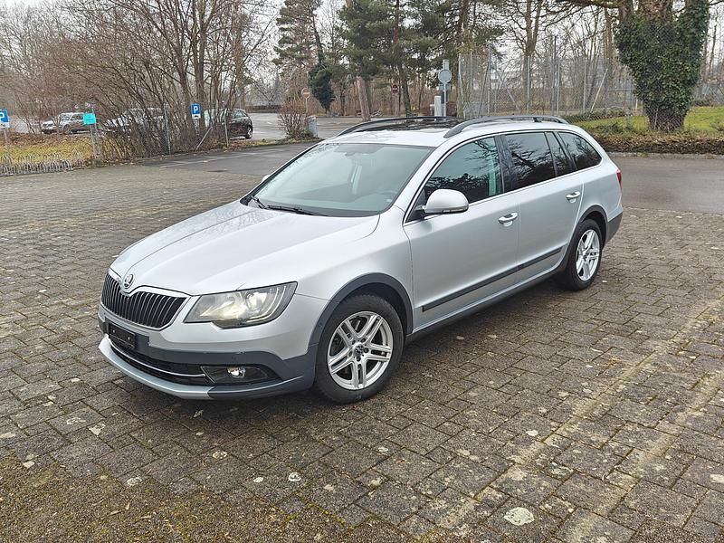 Gebraucht Skoda Superb Elegance 170 PS (125 kW) 2014 Kombi