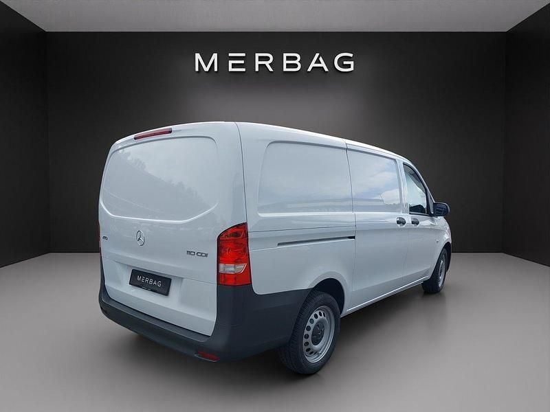 Gebraucht Mercedes Vito 102 PS (75 kW) 2024 Van