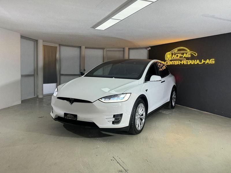 Weiss Gebraucht 2017 Tesla Model X SUV | CHF 27’999 (Superpreis) - Bild 1/4