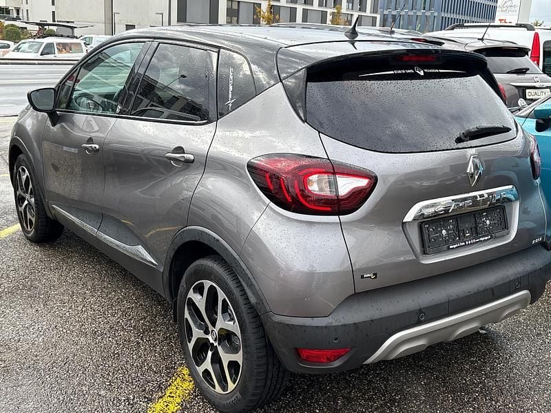 Gebraucht Renault Captur 120 PS (88 kW) 2019 SUV