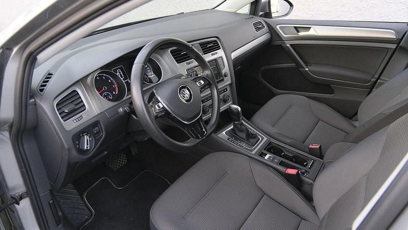 Gebraucht VW Golf Comfortline 150 PS (110 kW) 2016 Limousine