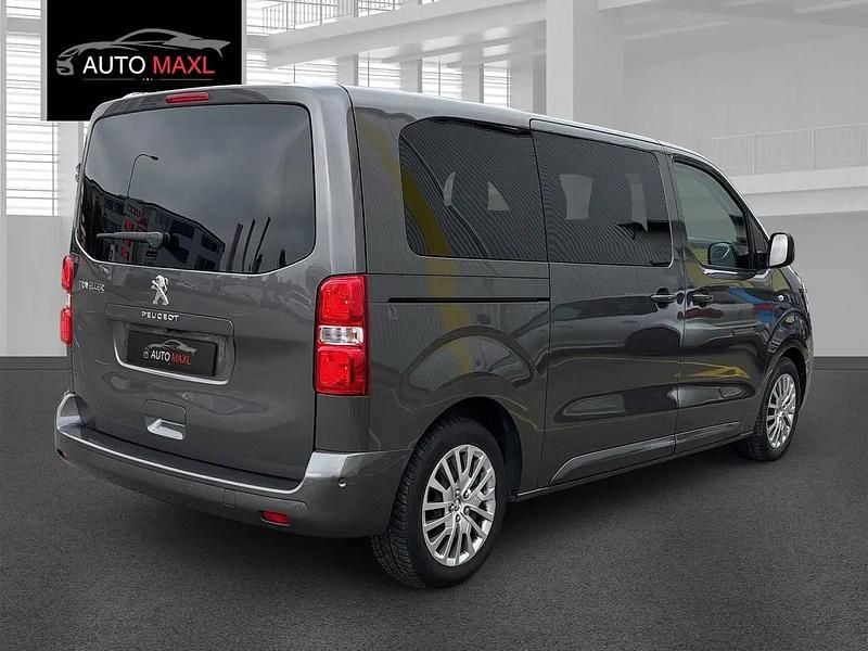 Gebraucht Peugeot Traveller Business-Line 180 PS (132 kW) 2026 Gray Van / Kleinbus