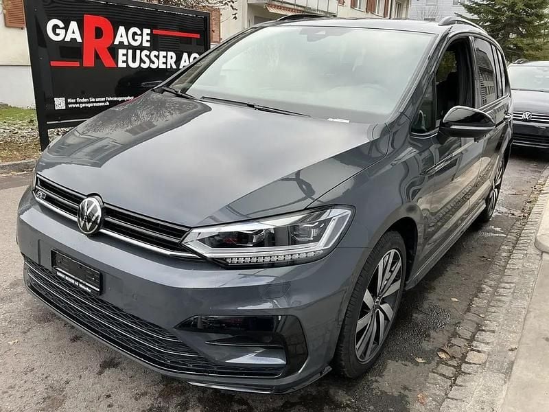 Gray Gebraucht 2025 VW Touran Highline Van / Kleinbus | CHF 37’450 (Etwas zu teuer) - Bild 1/4