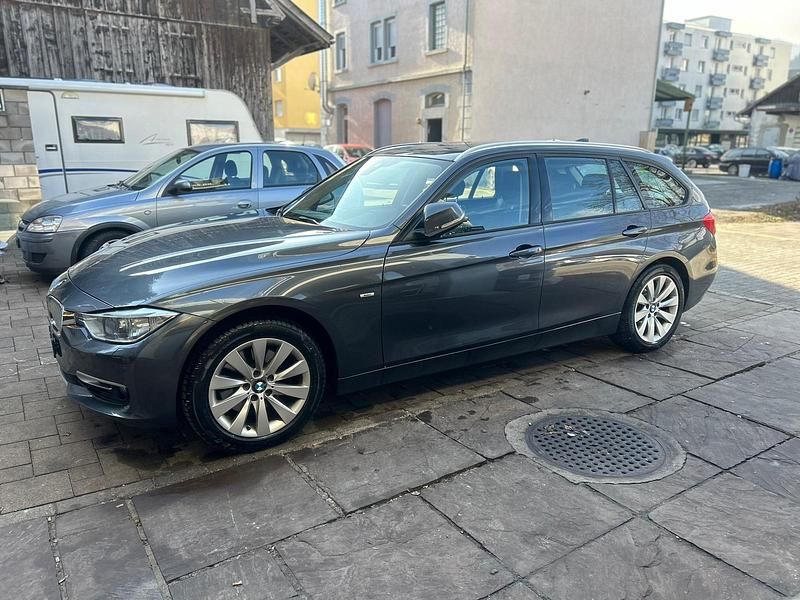 Gebraucht BMW 328 245 PS (180 kW) 2013 Kombi