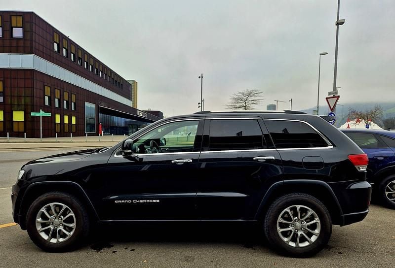 Gebraucht Jeep Grand Cherokee Limited 250 PS (183 kW) 2016 Schwarz SUV
