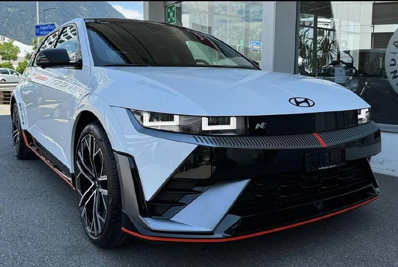 Gebraucht 2024 Hyundai Ioniq Kleinwagen | CHF 59’900 - Bild 1/4