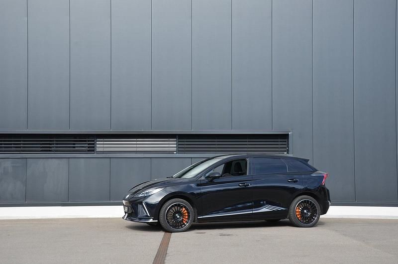 Gebraucht MG MG4 EV 319 kW (435 PS) 2024 Kleinwagen