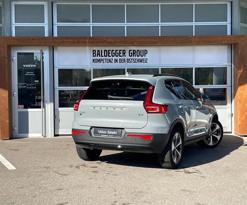Gebraucht Volvo XC40 Plus 163 PS (119 kW) 2025 Gray SUV