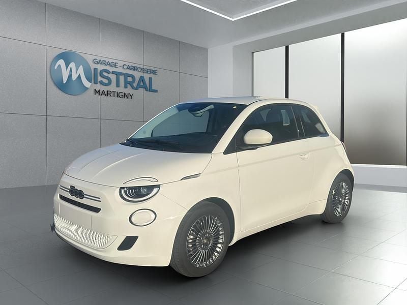 Weiss Neu 2025 Fiat 500 Limousine | CHF 22’630 (Fairer Preis) - Bild 1/4