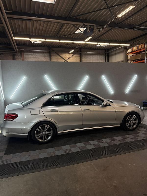 Gebraucht Mercedes E200 136 PS (100 kW) 2013