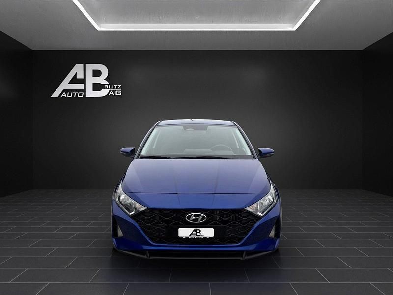 Gebraucht Hyundai i20 100 PS (73 kW) 2023 Kleinwagen