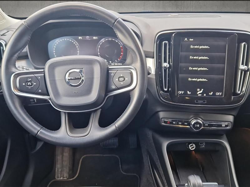 Gebraucht Volvo XC40 Momentum 247 PS (181 kW) 2020 SUV