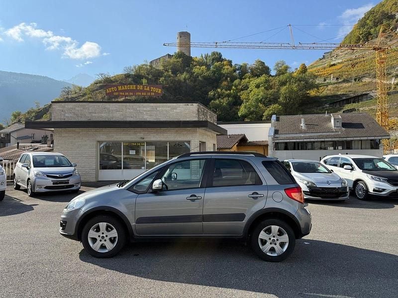 Gebraucht 2012 Suzuki SX4 GL SUV | CHF 7’500 (Fairer Preis) - Bild 1/4