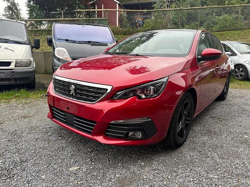 Gebraucht Peugeot 308 Allure 130 PS (95 kW) 2019