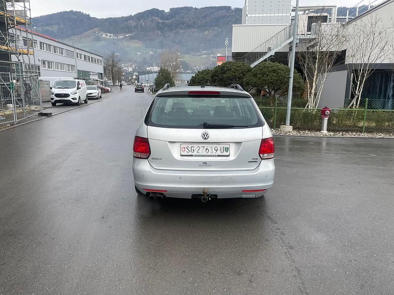 Gebraucht VW Golf VII Comfortline 105 PS (77 kW) 2012 Kombi