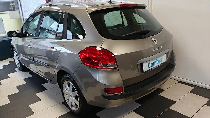 Gebraucht Renault Clio II Exception 101 PS (74 kW) 2009