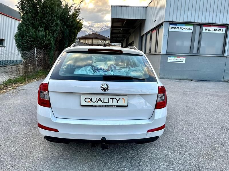 Gebraucht Skoda Octavia Ambition 180 PS (132 kW) 2014 Kombi