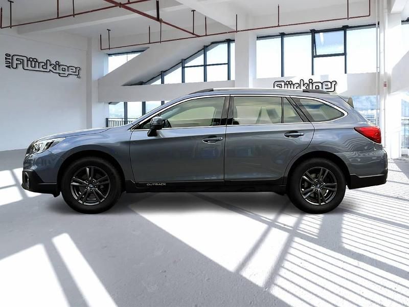 Gebraucht Subaru Outback 175 PS (128 kW) 2017 Grau SUV