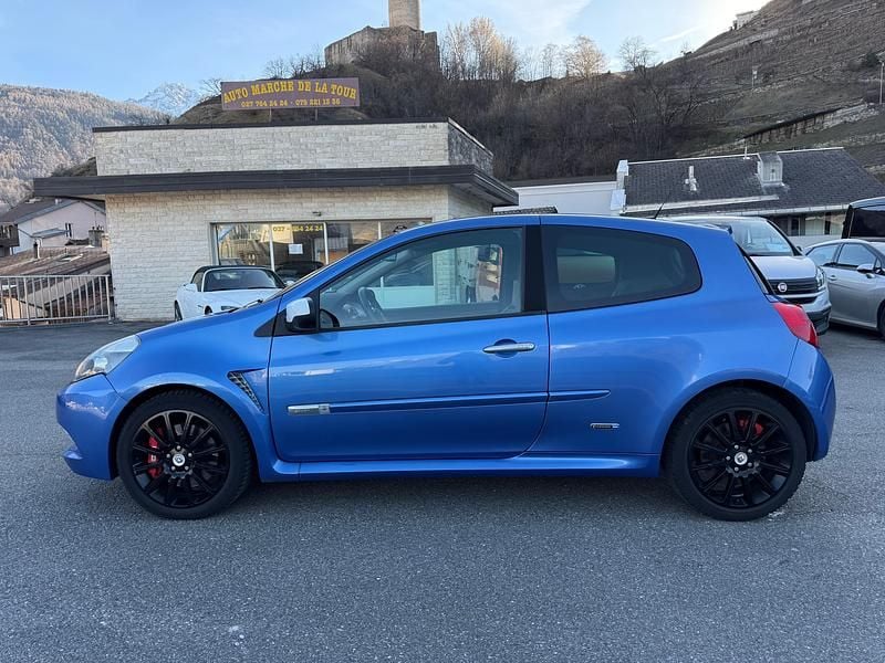 Gebraucht Renault Clio R.S. R.S. 200 PS (147 kW) 2011 Kleinwagen