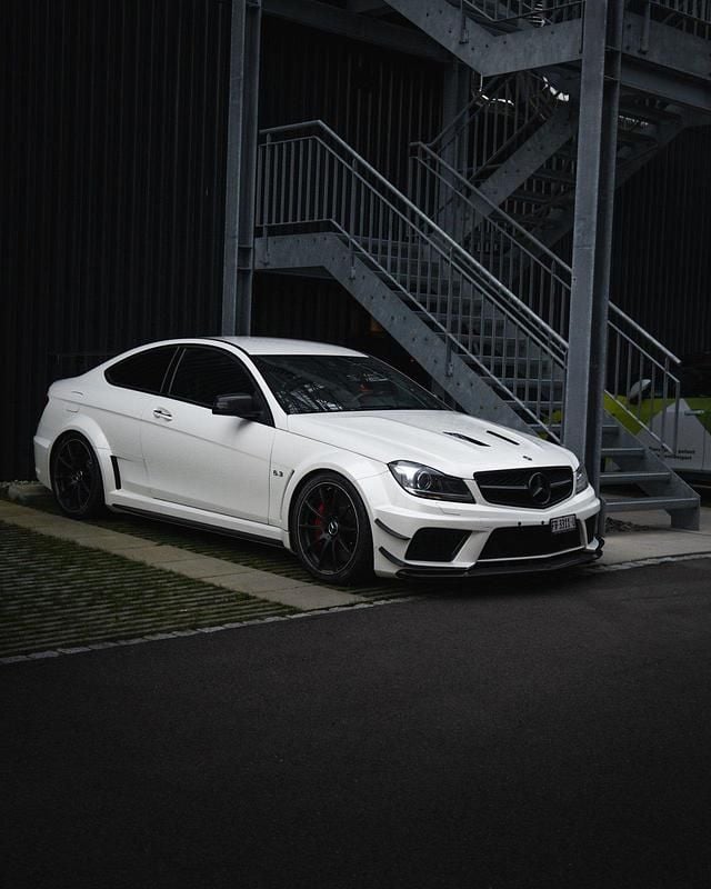 Gebraucht Mercedes C63 AMG AMG 517 PS (380 kW) 2012 Coupé