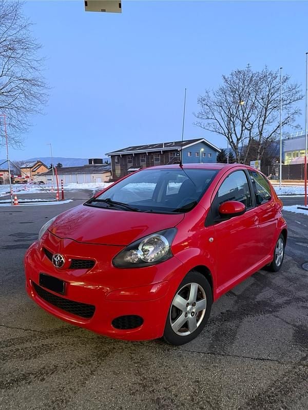 Gebraucht 2011 Toyota Aygo Luna Kleinwagen | CHF 4’900 (Fairer Preis) - Bild 1/4