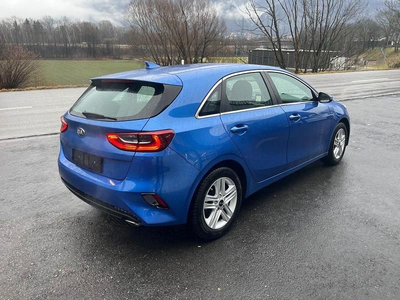 Gebraucht Kia Ceed 140 PS (102 kW) 2019 Kleinwagen