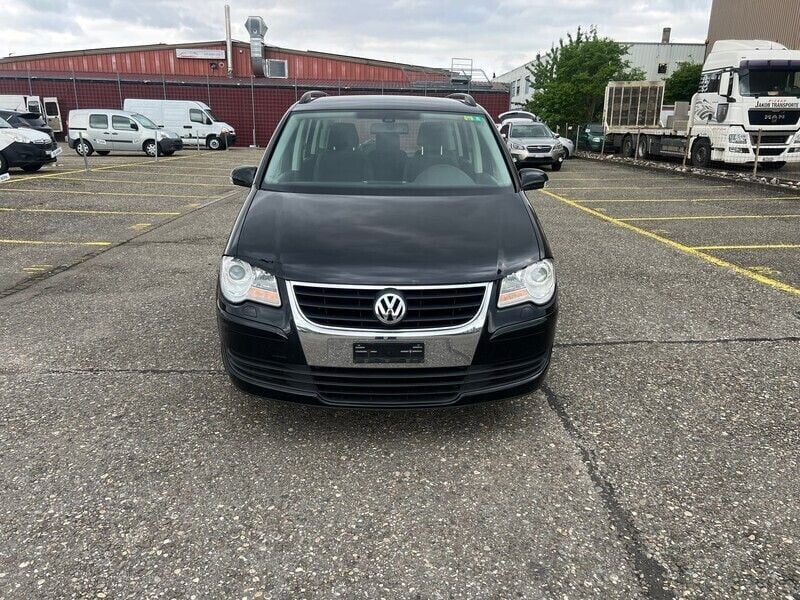 Gebraucht 2009 VW Touran Trendline Van / Kleinbus | CHF 2’700 (Fairer Preis) - Bild 1/4
