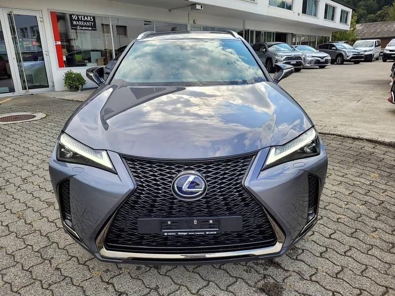 Gebraucht Lexus UX 250h Launch Edition 184 PS (135 kW) 2019 SUV