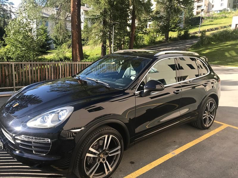 Gebraucht Porsche Cayenne 300 PS (220 kW) 2011 SUV