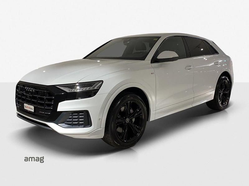Gebraucht Audi Q8 Ambiente 286 PS (210 kW) 2022 SUV