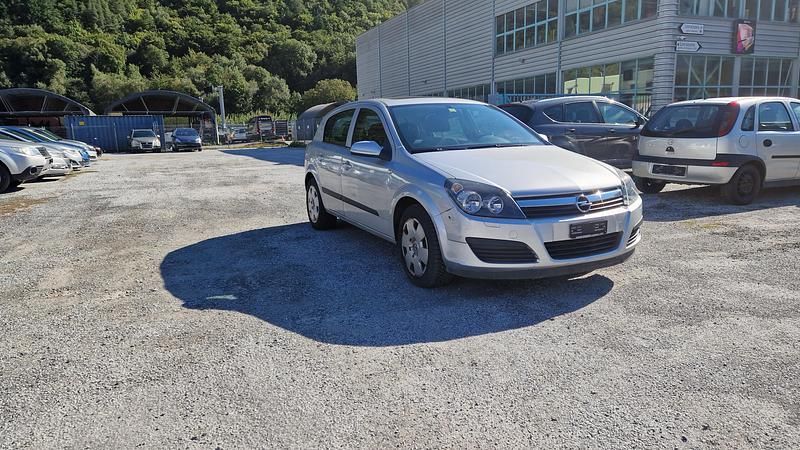 Gebraucht Opel Astra Enjoy 125 PS (91 kW) 2006