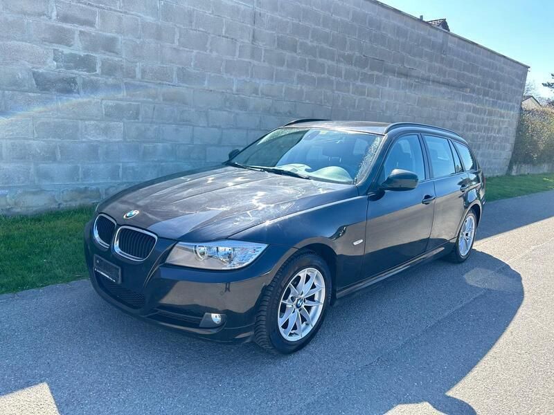 Gebraucht 2010 BMW 320 Kombi | CHF 1’650 (Etwas zu teuer) - Bild 1/4
