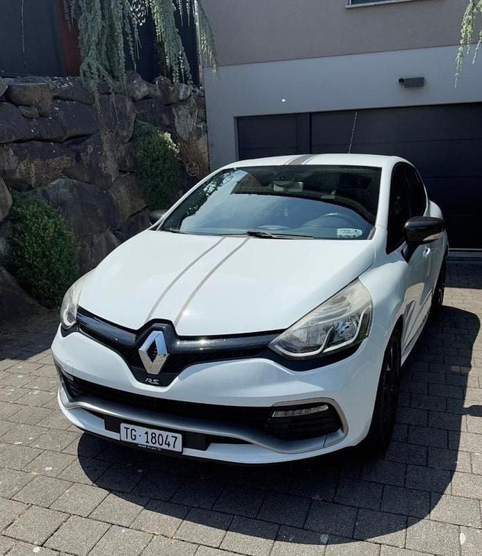 Gebraucht 2013 Renault Clio IV R.S. Limousine | CHF 13’400 (Etwas zu teuer) - Bild 1/4