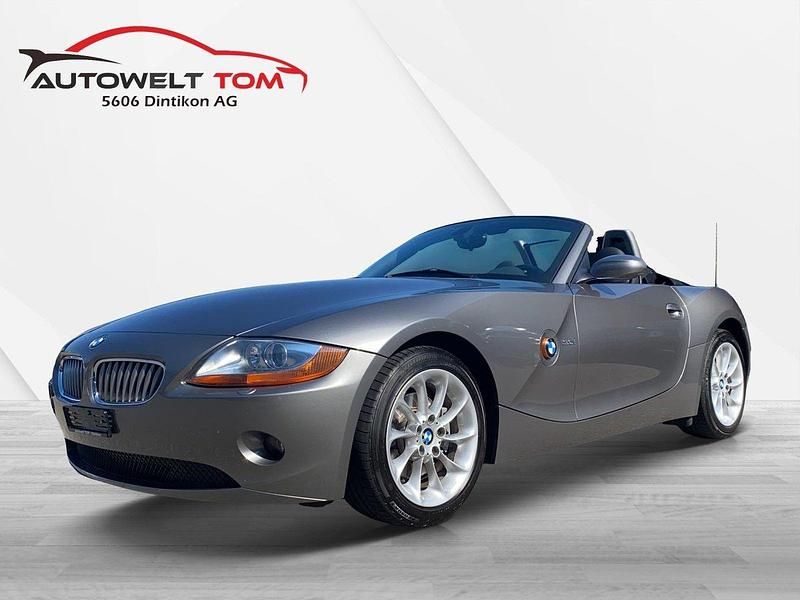 Grau Gebraucht 2004 BMW Z4 Cabrio | CHF 13’990 (Guter Preis) - Bild 1/4