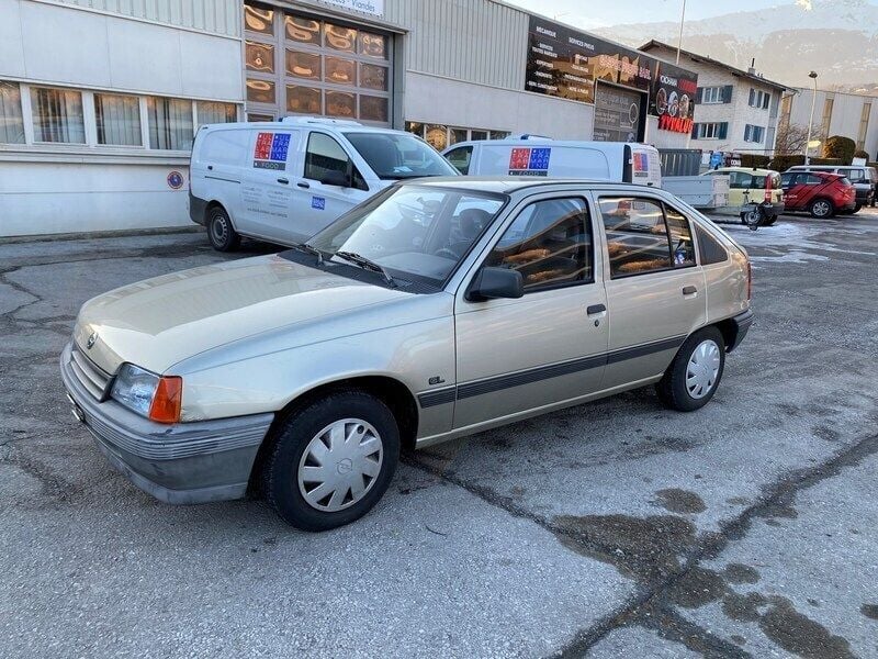 Gebraucht 1989 Opel Kadett Club | CHF 3’900 - Bild 1/4