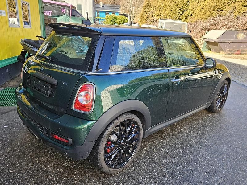 Gebraucht Mini John Cooper Works 211 PS (155 kW) 2011 Kleinwagen