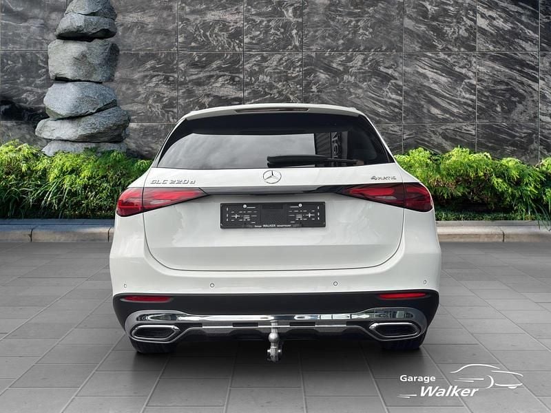 Gebraucht Mercedes GLC220 197 PS (144 kW) 2025
