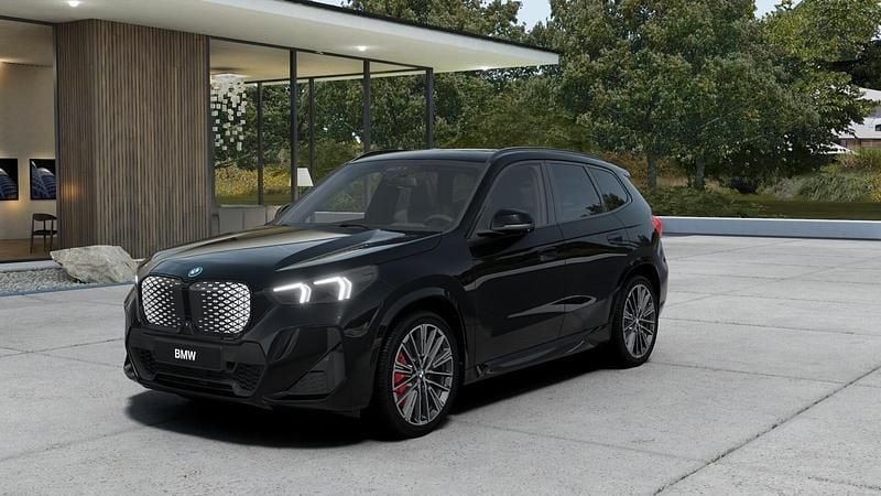 Schwarz Neu 2025 BMW iX1 Comfort Edition SUV | CHF 68’900 (Fairer Preis) - Bild 1/4