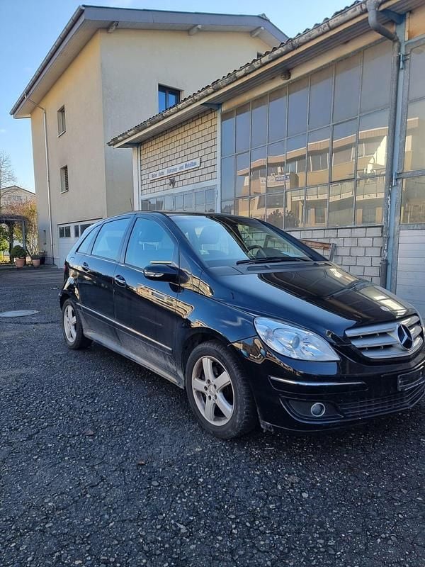 Gebraucht Mercedes B200 136 PS (100 kW) 2005 Van / Kleinbus