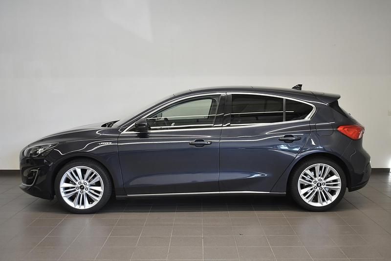 Gebraucht Ford Focus Vignale 125 PS (91 kW) 2020 Blau Limousine